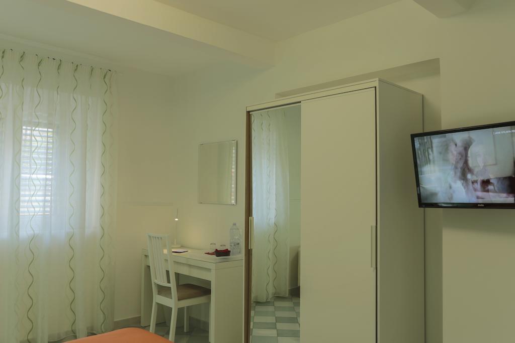 B&B Porta Della Sicilia Мессіна Екстер'єр фото